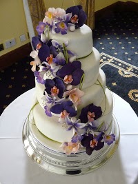Just Heavenly Cakes (Cheshire Wedding Cakes and Birthday Cakes) 1072535 Image 3